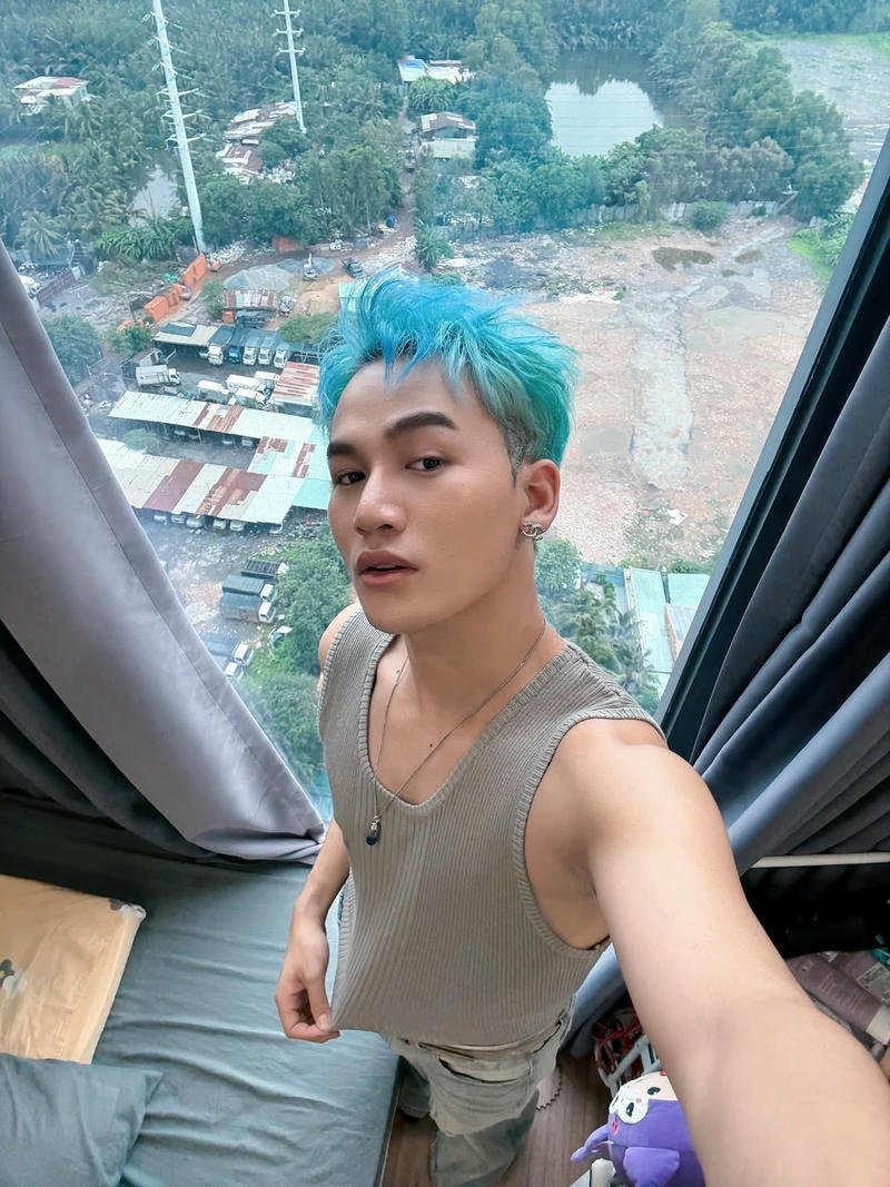 Ảnh Ali Hoàng Dương ngầu với thần thái lạnh lùng