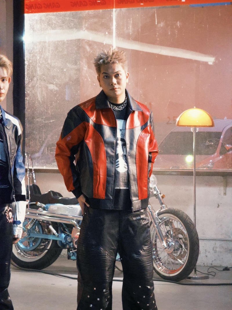 Ảnh BigDaddy ngầu phù hợp đặt nền điện thoại