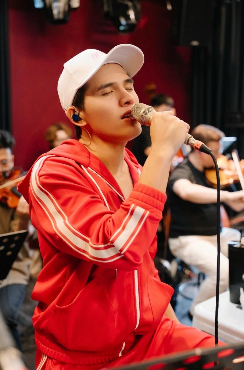 Ảnh Quốc Thiên đẹp trai với phong cách trẻ trung