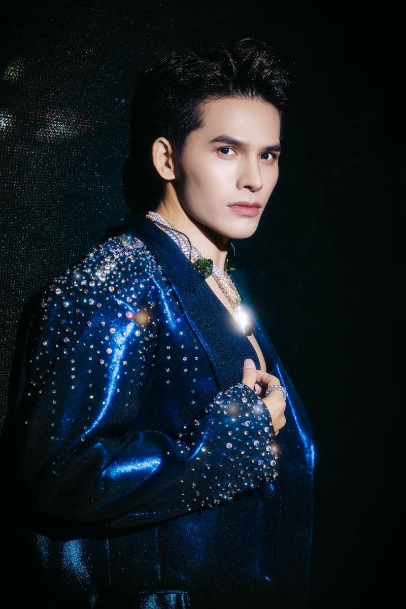 Ảnh Quốc Thiên ngầu với phong cách cá tính mạnh mẽ