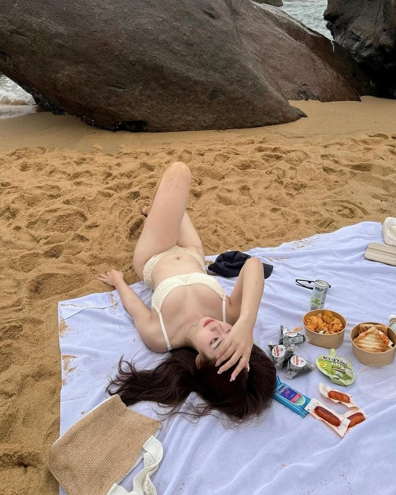 Ảnh gái xinh Việt Nam với ánh nhìn cuốn hút