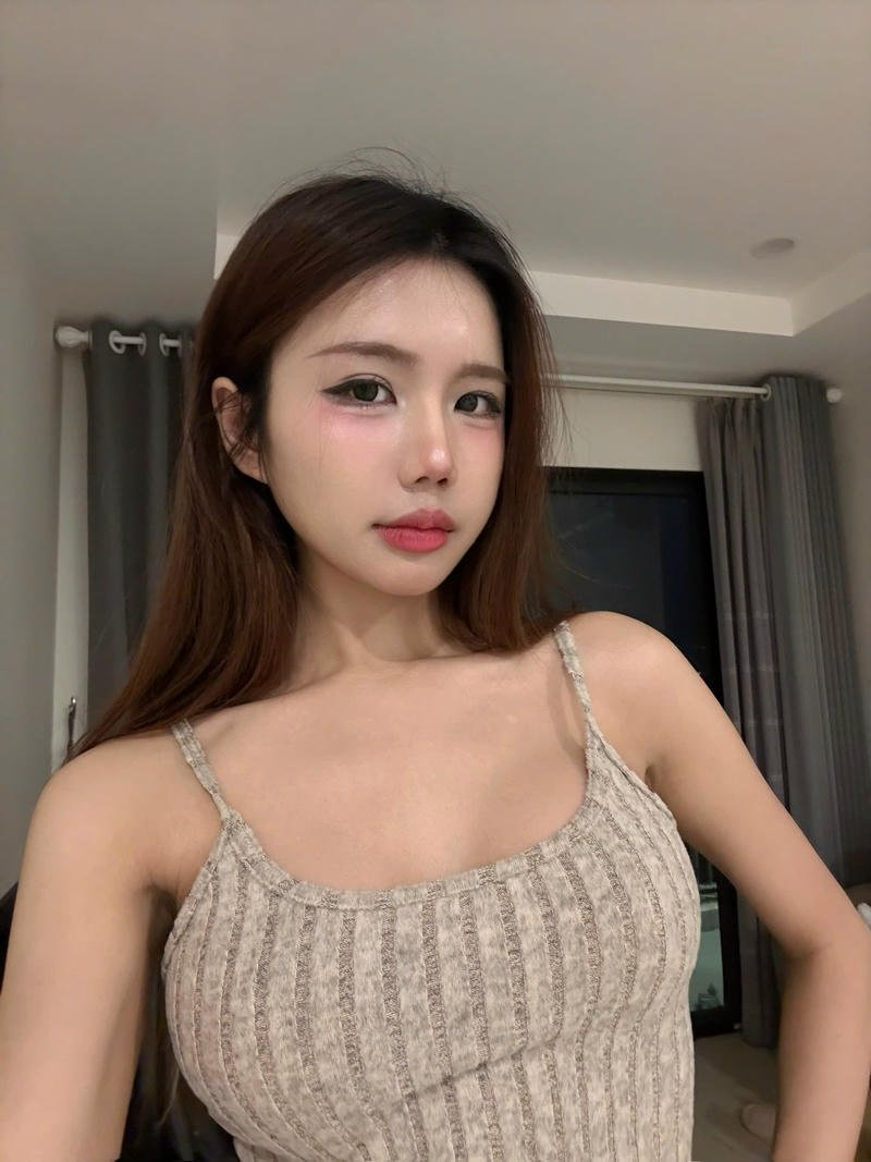 Ảnh gái xinh vú khoe vú to đẹp dáng cực chuẩn