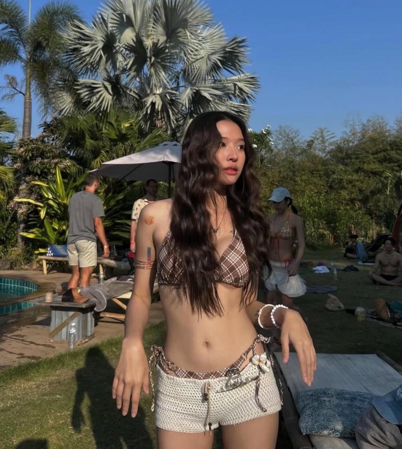 Ảnh girl sexy bikini với phong cách quyến rũ