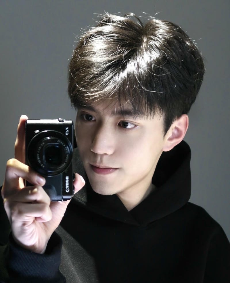 Ảnh trai Douyin đẹp thần thái bí ẩn phong cách cá tính