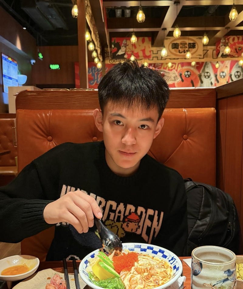 Ảnh trai đẹp 2k10 khoảnh khắc nam sinh cực mê