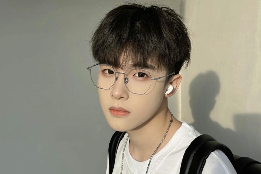 Ảnh trai đẹp 2k7 thumbnail