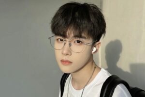 Ảnh trai đẹp 2k7 thumbnail