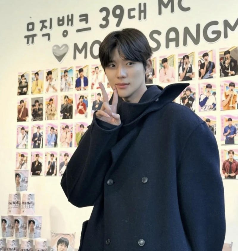 Ảnh trai đẹp Hàn Quốc đầu nấm cute