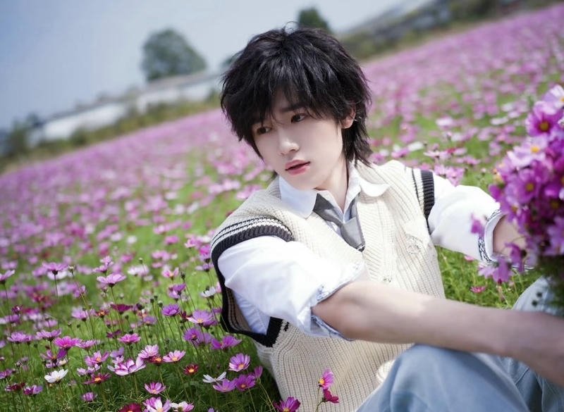 Ảnh trai đẹp K9 khuôn mặt hài hòa dễ nhìn