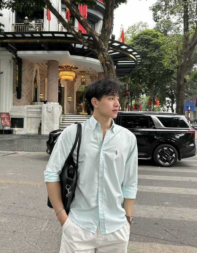 Bức ảnh trai đẹp ánh mắt sắc gương mặt góc cạnh