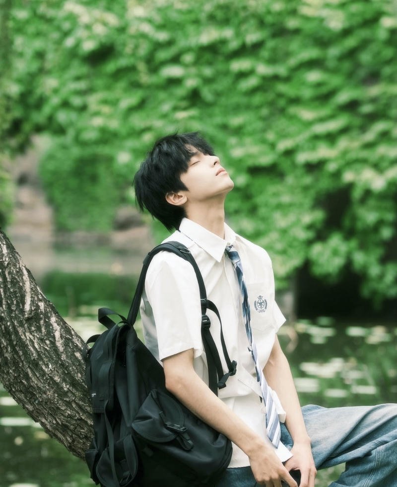 Bức hình trai đẹp K9 gương mặt sáng nét trẻ trung