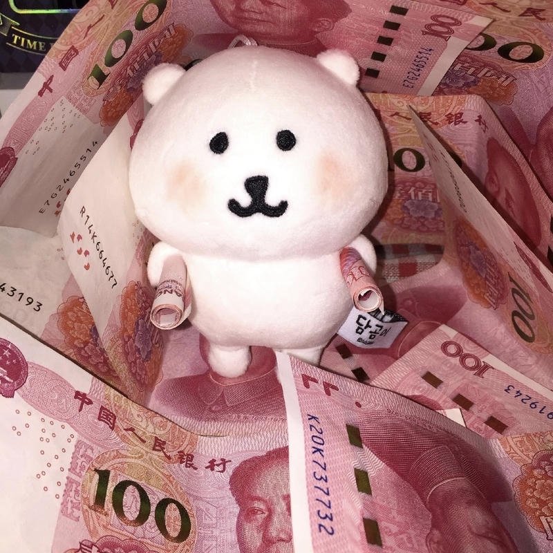 Cảm giác nhẹ nhõm khi có tiền trong meme tiền