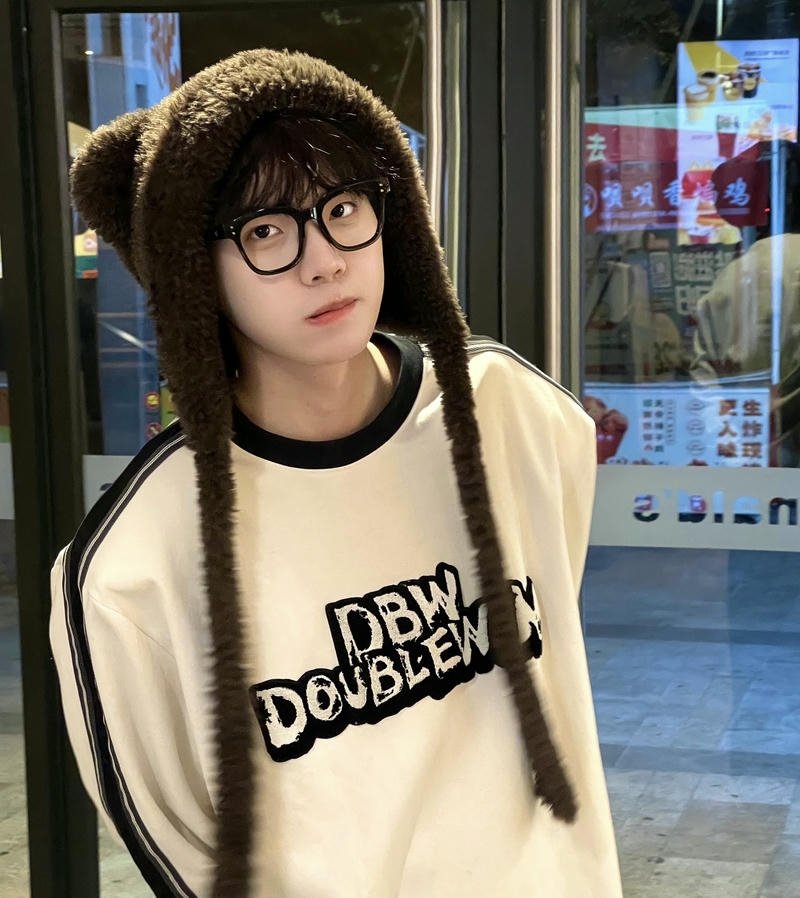 Chân dung chàng trai hiền lành hợp làm hình nền