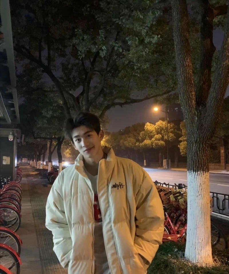 Chân dung chàng trai trong ảnh trai đẹp 2k7 cực mê