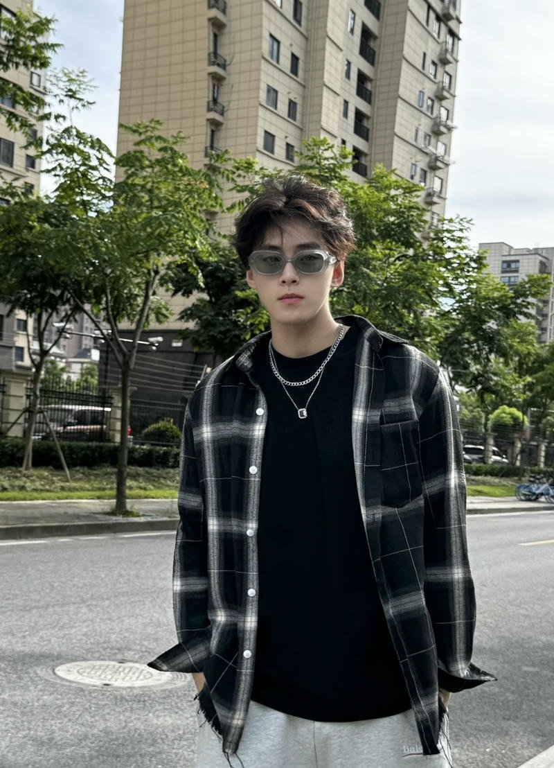 Chân dung nam sinh điển trai trong bộ ảnh trai đẹp 2k7 cực mê