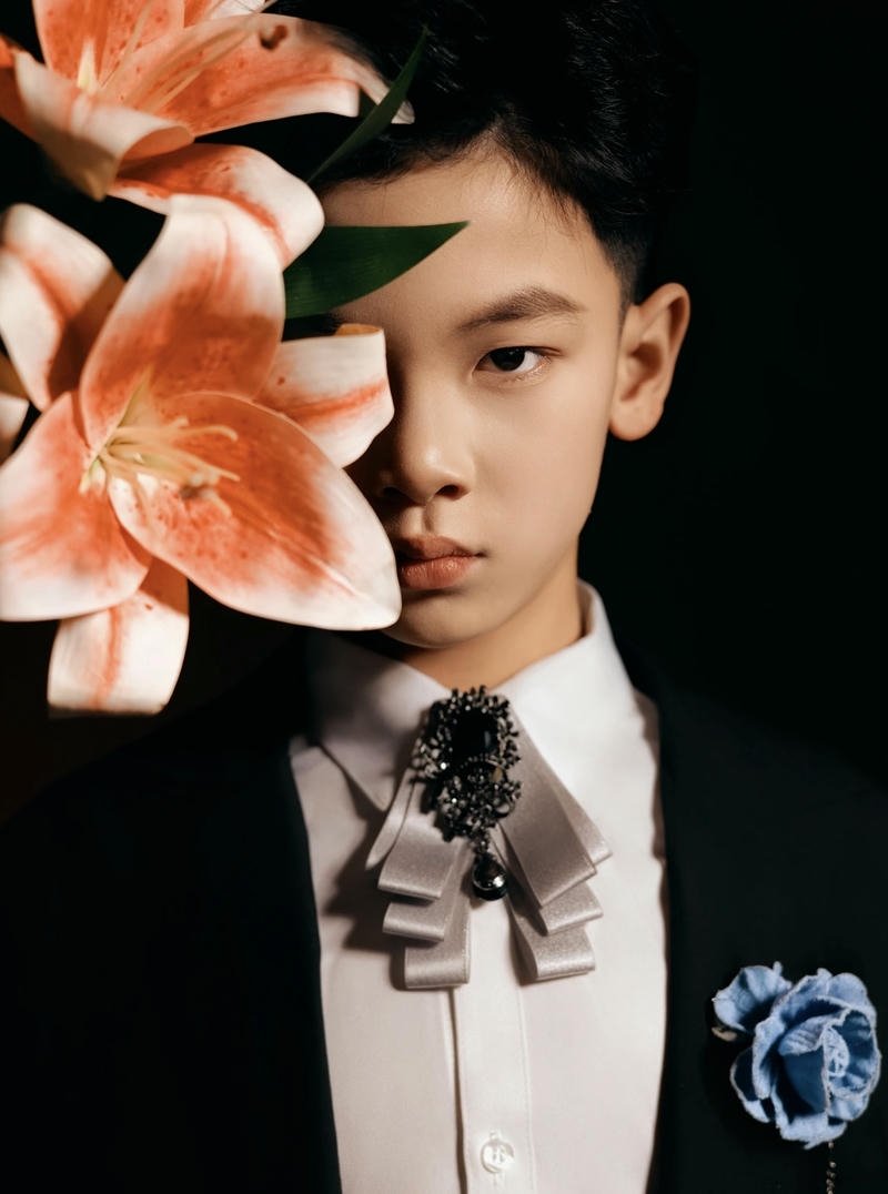 Chân dung nam sinh trẻ trung thuộc thế hệ 2k12 đang được yêu thích