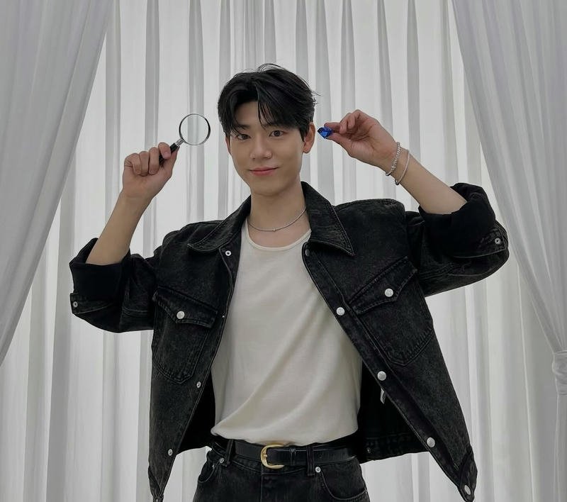 Chân dung trai đẹp Hàn Quốc gương mặt điển trai nổi tiếng