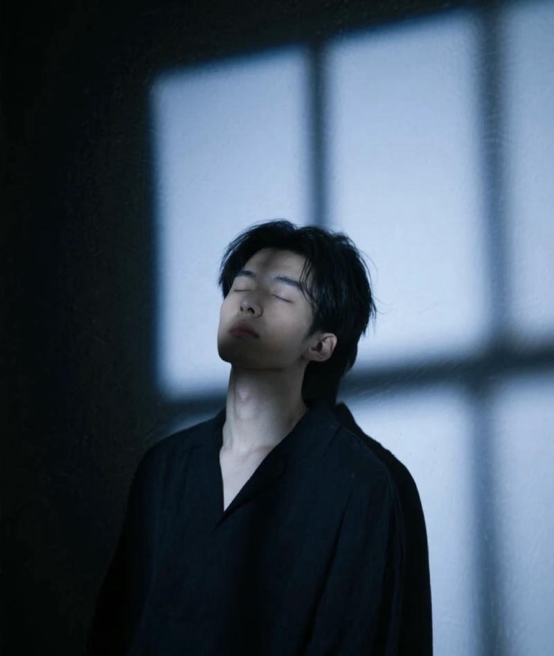 Chất ảnh sad boy lạnh lùng cực buồn