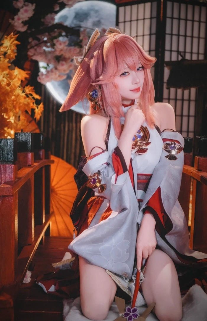 Concept chụp ảnh cosplay anime nữ trong studio