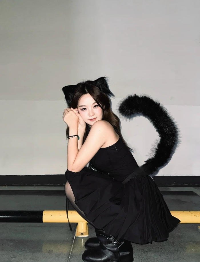 Cosplayer nữ với phong cách girl mèo dễ thương