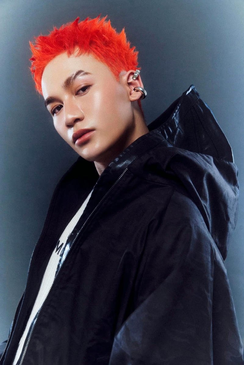 Góc chụp cận mặt Ali Hoàng Dương đầy cuốn hút