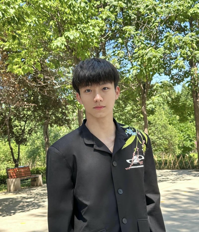 Góc chụp nam sinh thần thái trong ảnh trai đẹp 2k8