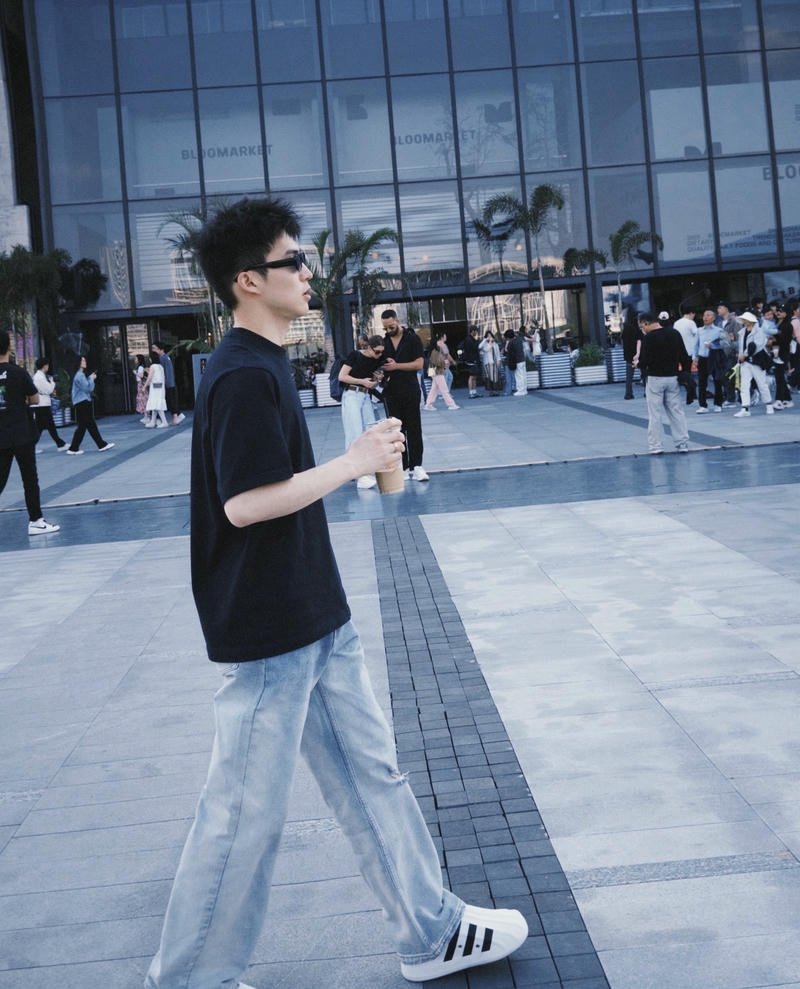 Gương mặt chàng trai trẻ trong ảnh trai đẹp 2k7