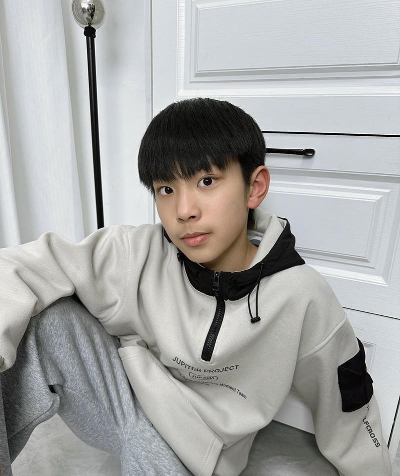 Gương mặt đáng yêu trai đẹp 13 tuổi đẹp nhất