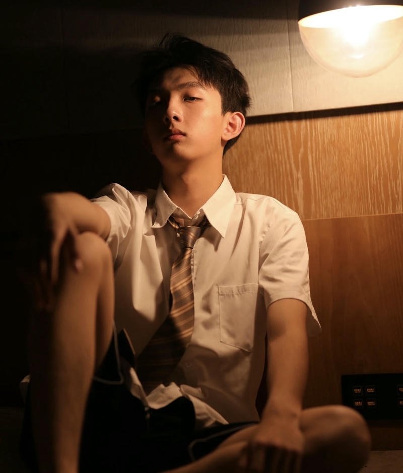 Gương mặt sáng nam sinh trong ảnh trai đẹp 2k10