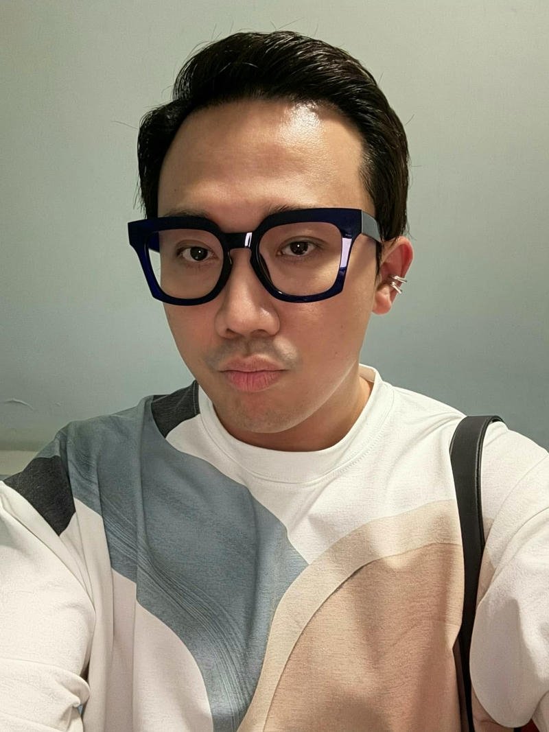 Hình ảnh đời thường giản dị Trấn Thành