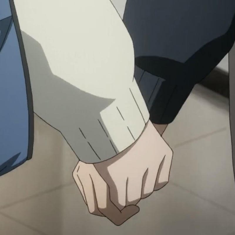 Hình ảnh nắm tay anime hai nhân vật chạm tay