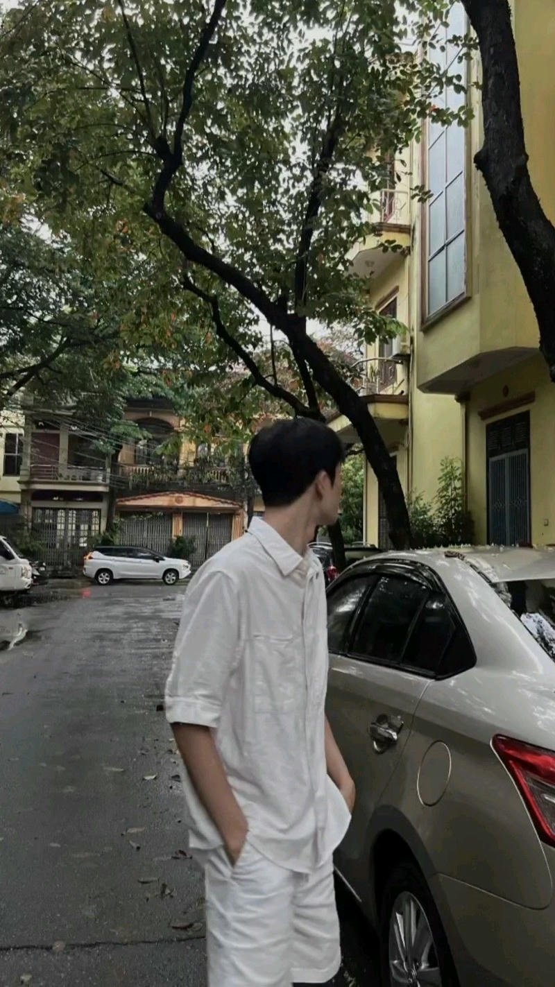 Hình ảnh trai Trung Quốc không lộ mặt rõ ràng