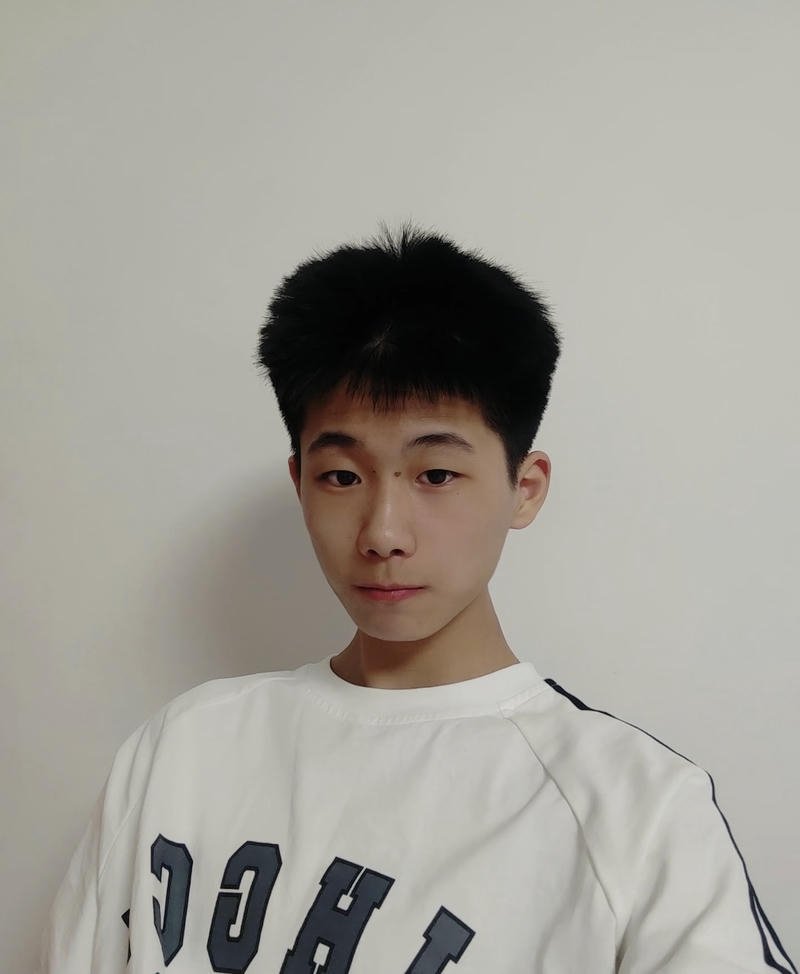 Hình ảnh trai đẹp 14 tuổi ánh mắt sáng khuôn mặt cân đối