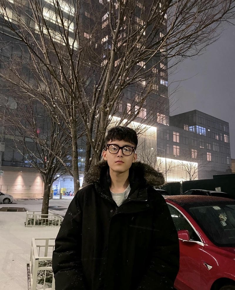 Hình ảnh trai đẹp 14 tuổi nét mặt tự nhiên dễ nhìn