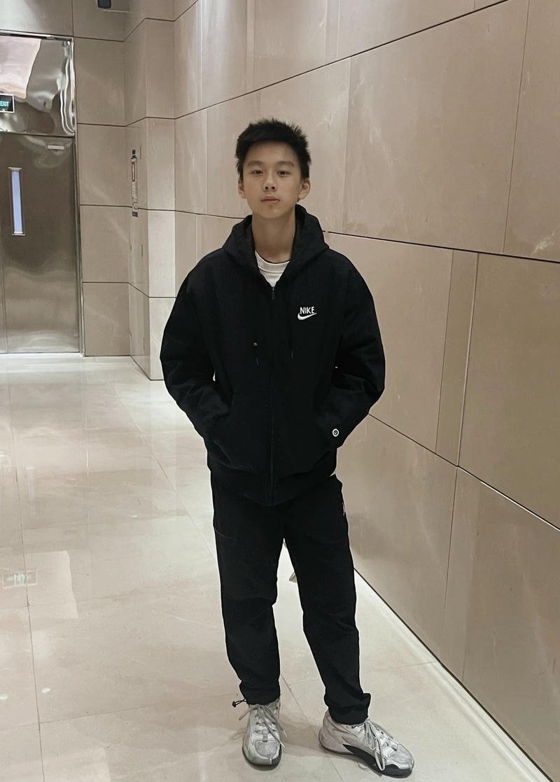 Hình ảnh trai đẹp 14 tuổi tóc ngắn gương mặt dễ nhìn