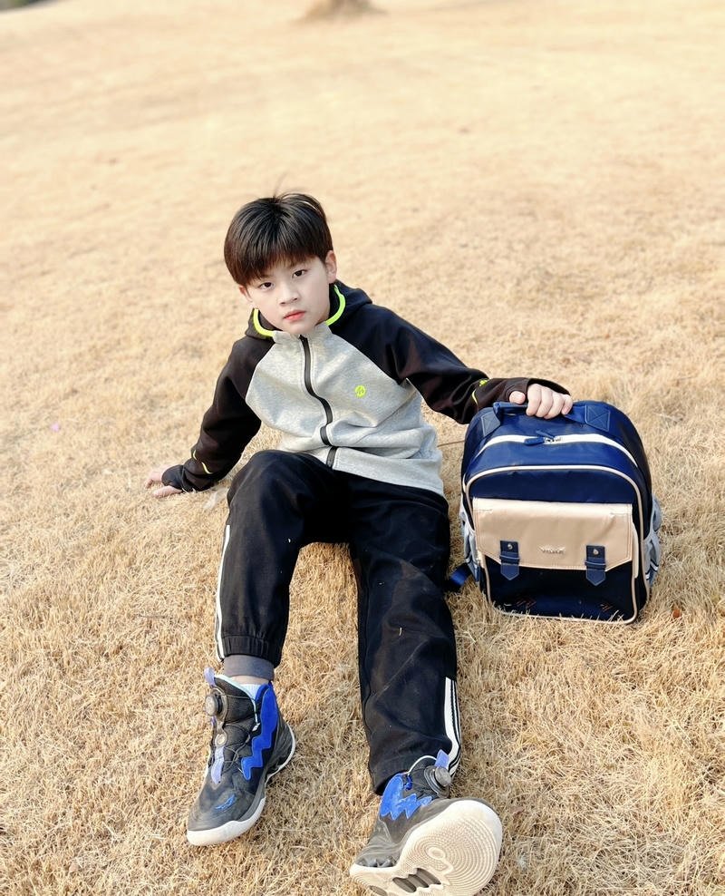 Hình ảnh trai đẹp 2k12 ghi lại phong cách chàng trai tuổi học trò