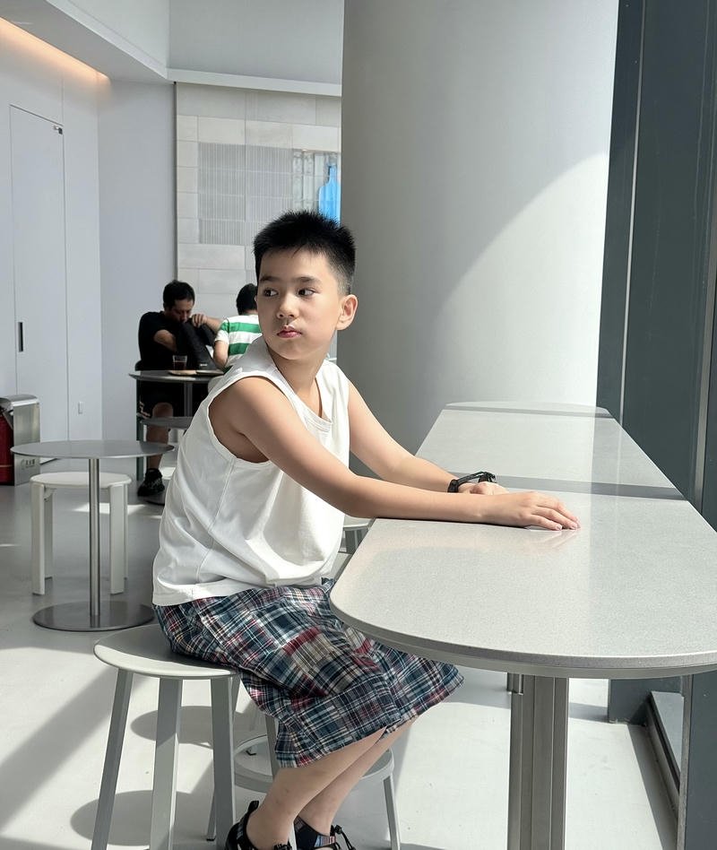 Hình ảnh trai đẹp 2k12 với gương mặt sáng của chàng trai