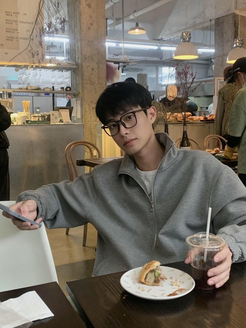 Hình ảnh trai đẹp Việt Nam trong khoảnh khắc đẹp