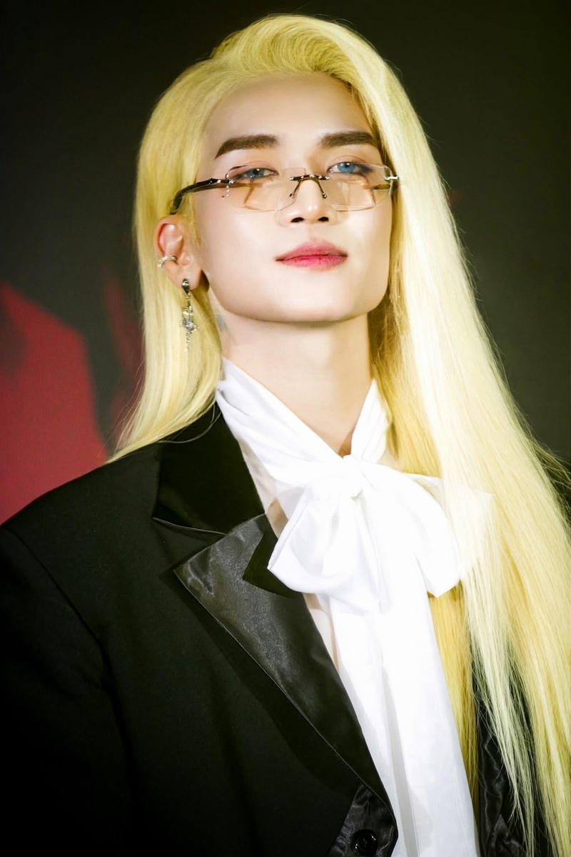 Hình chân dung rõ nét thể hiện thần thái BB Trần