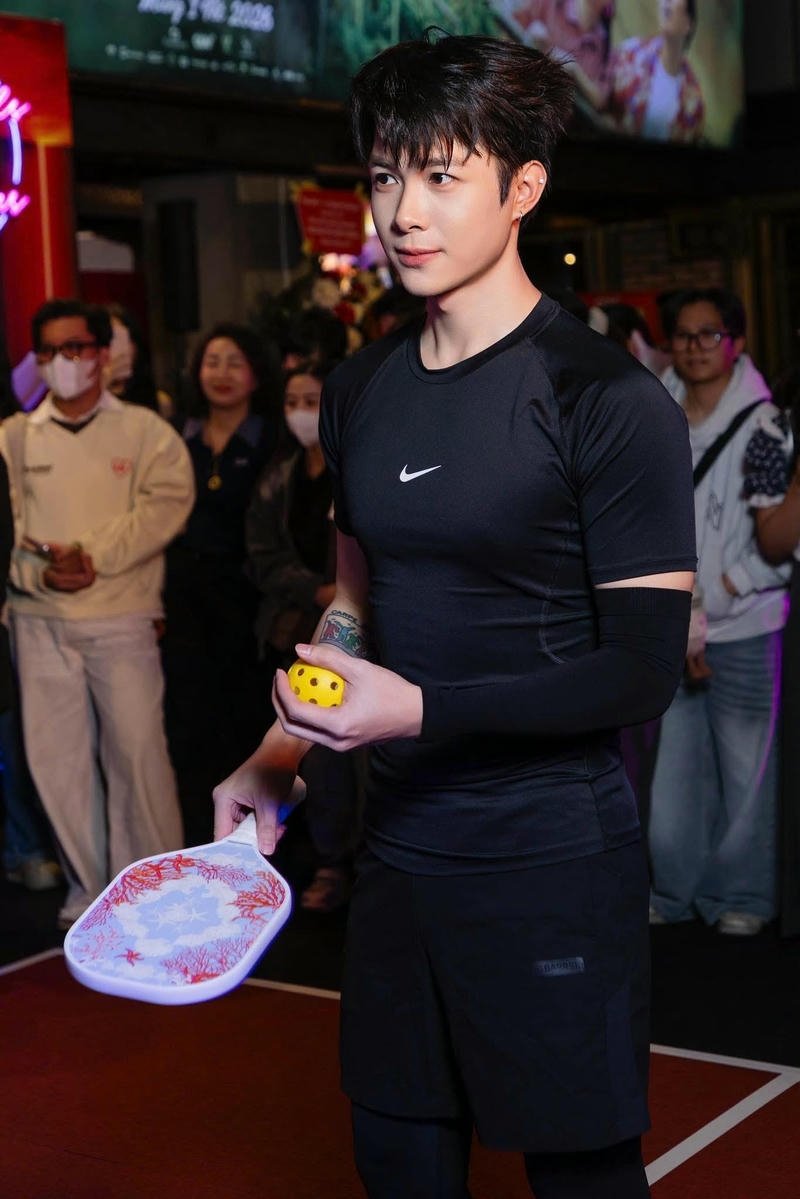 Hình nền Anh Tú Atus đẹp trai cuốn hút