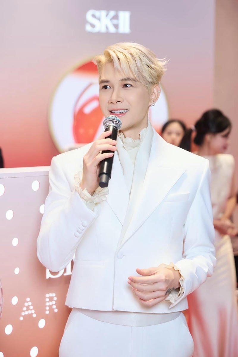 Hình nền Anh Tú Atus đẹp trai lịch lãm