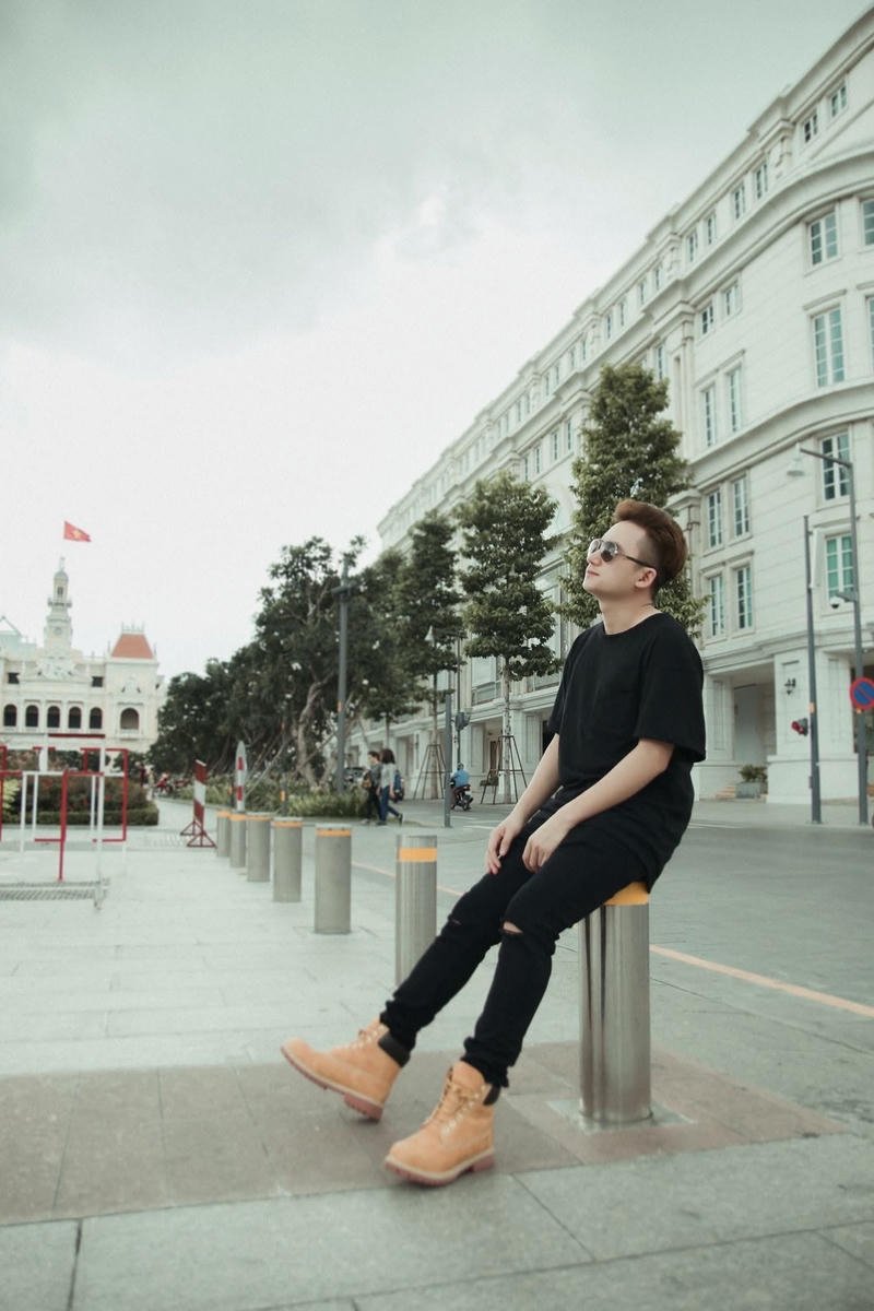 Hình nền Phan Mạnh Quỳnh phong cách ảnh bìa cá nhân