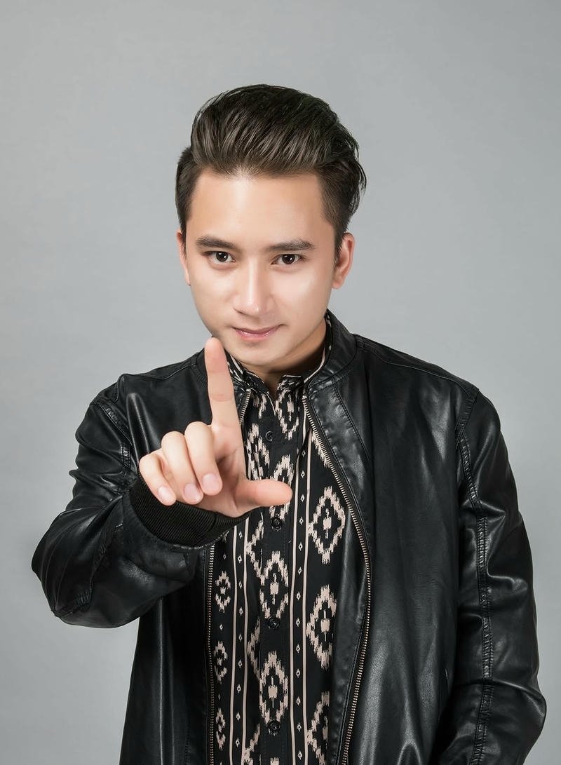 Hình nền Phan Mạnh Quỳnh phù hợp avatar mạng xã hội