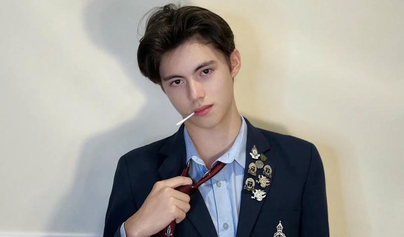 Hình trai đẹp 2k10 gương mặt nam sinh sáng sủa