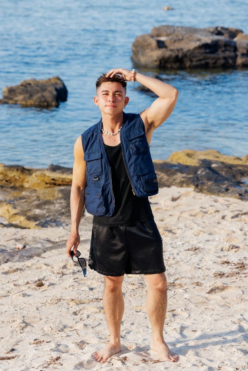 Khoảnh khắc đời thường giản dị của Jun Phạm