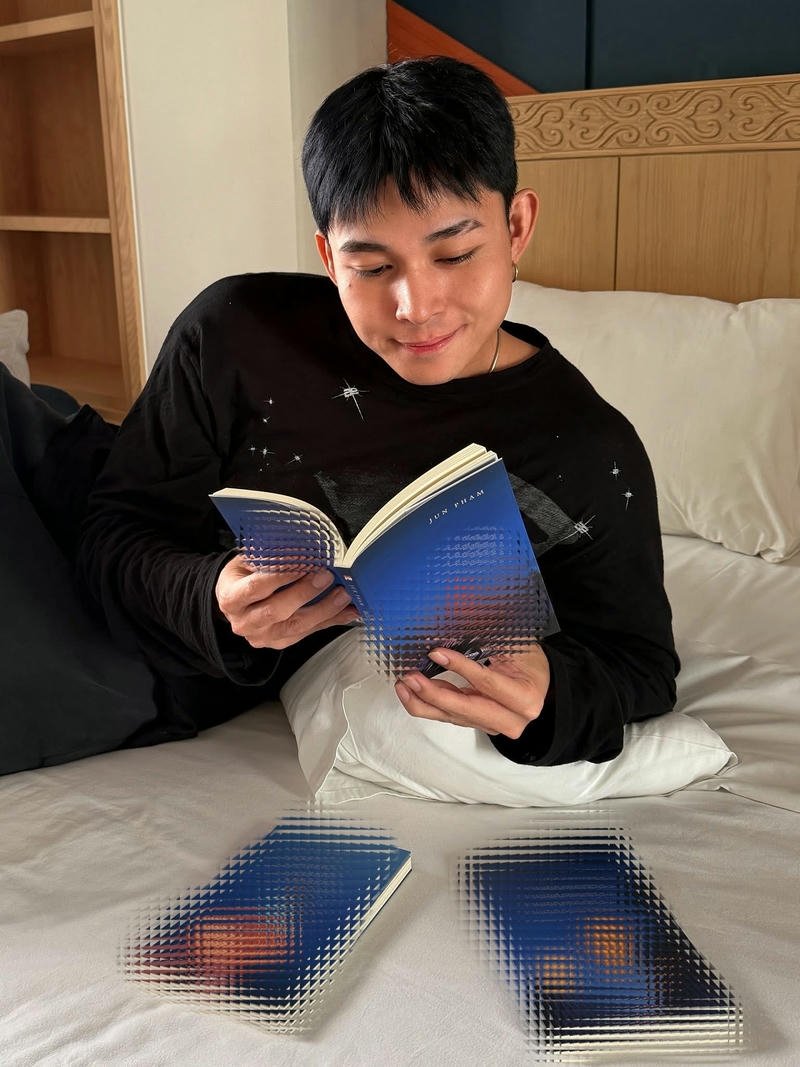 Khoảnh khắc đời thường nhẹ nhàng của Jun Phạm