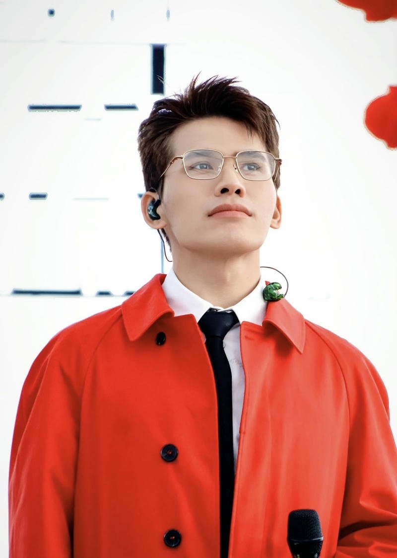 Khoảnh khắc ngẫu hứng tự nhiên của Quốc Thiên