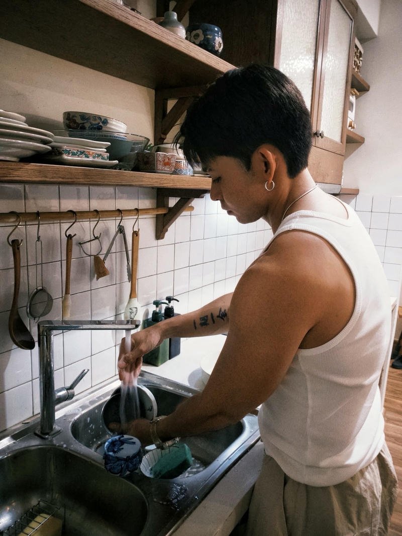 Khoảnh khắc tự nhiên mang nét riêng của Jun Phạm