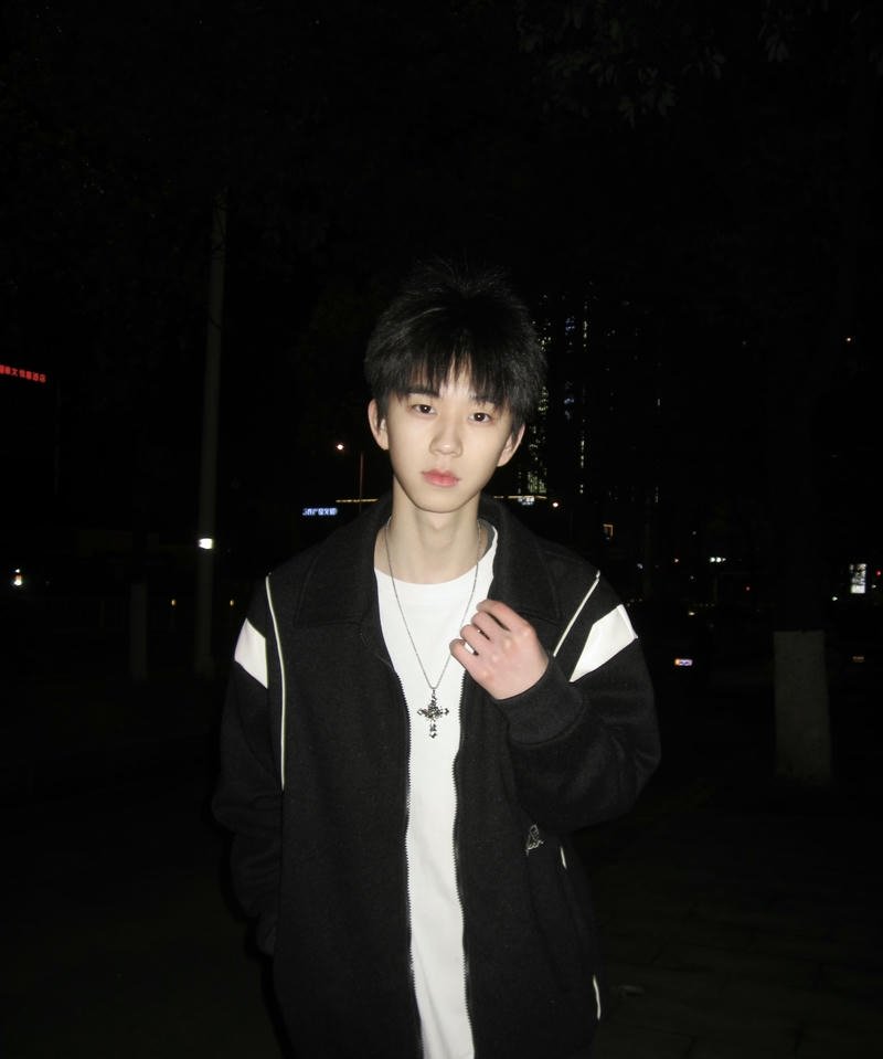 Nam sinh tóc gọn gàng ảnh trai đẹp 2k10