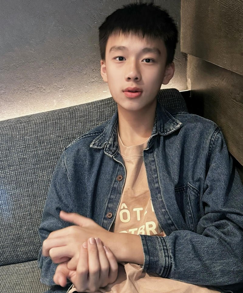 Nét dễ thương của nam sinh nổi bật trong ảnh trai đẹp 2k11